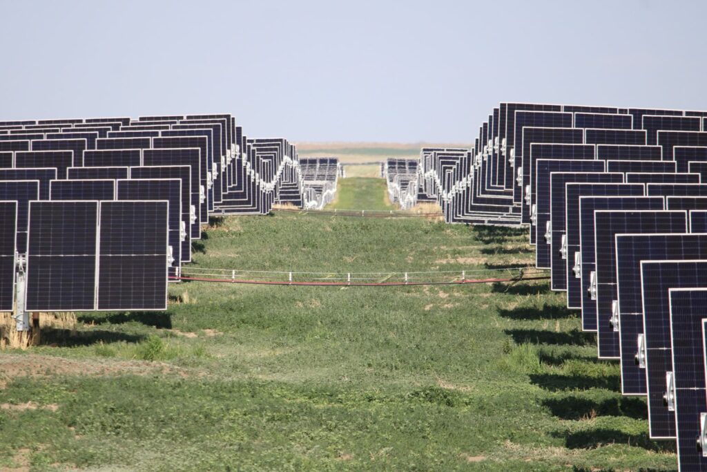 canada’s largest solar facility operating in the heart of oil country travers solar project