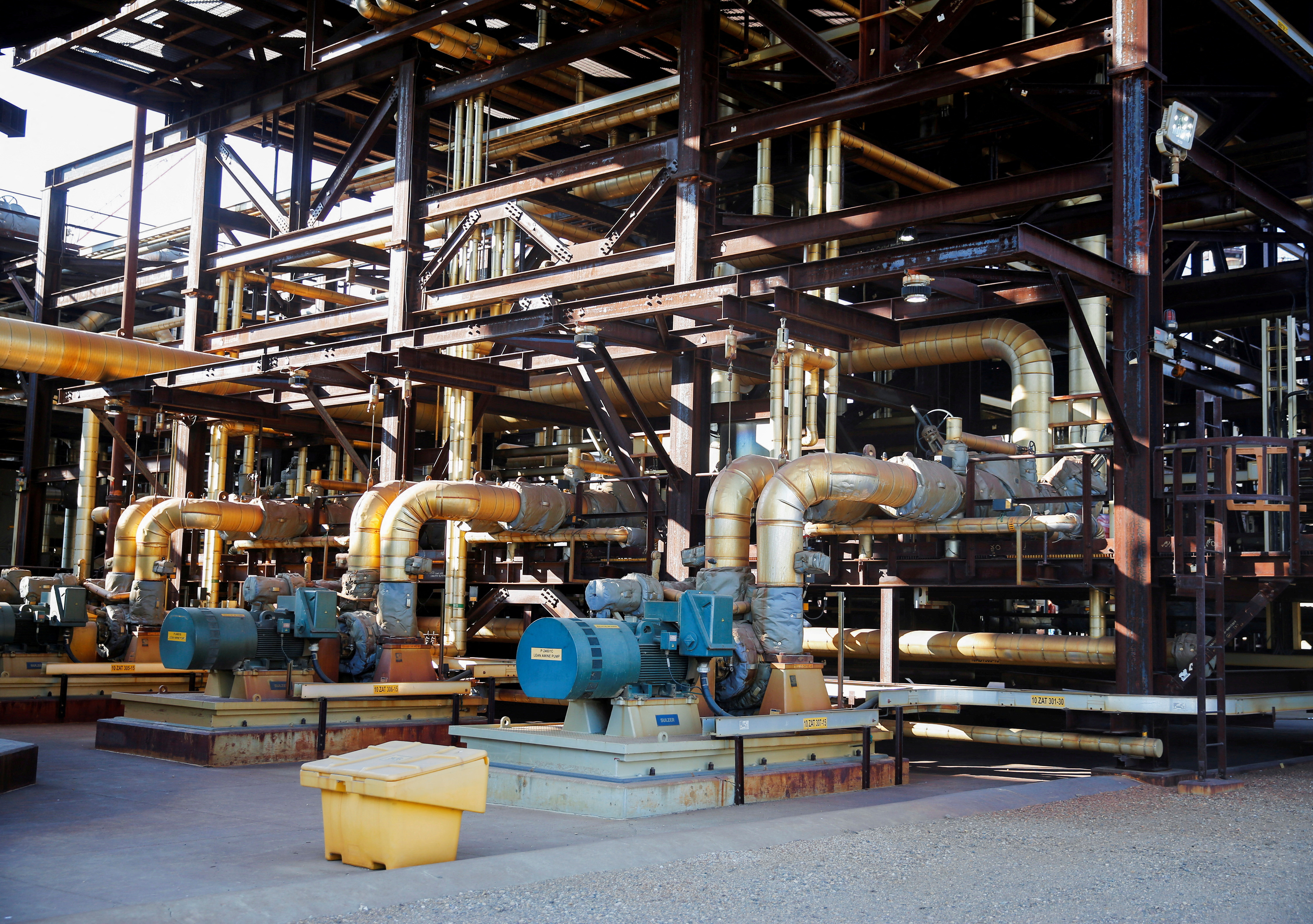 Pipes run through Shell's new Quest Carbon Capture and Storage (CCS) facility in Fort Saskatchewan