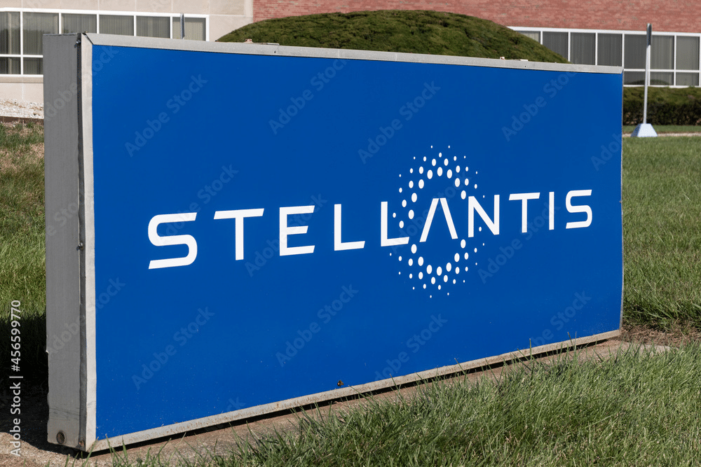 Steel prices impacted by the UAW strike: Stellantis sign