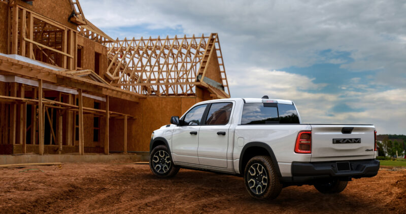 2025 Ram 1500 Ramcharger Tradesman