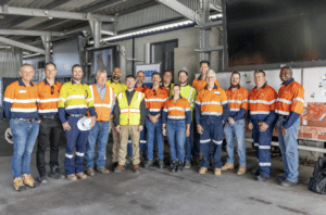 Team members from Thiess, WesTrac and Caterpillar.